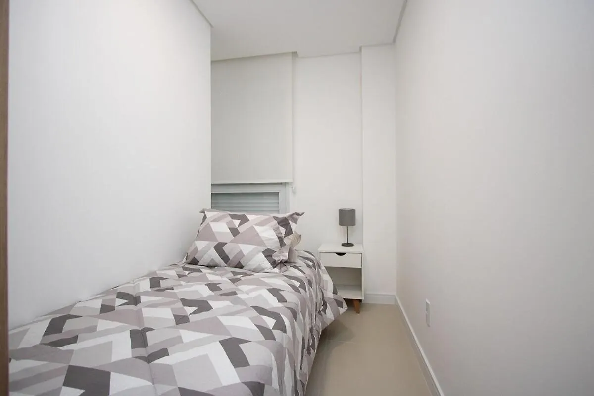 Comfort And Location At Lagoa Florianópolis